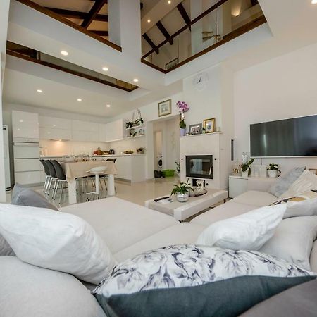 Villa Bella Banjol Екстер'єр фото